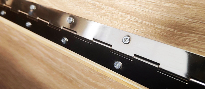 The unusual history of the piano hinge