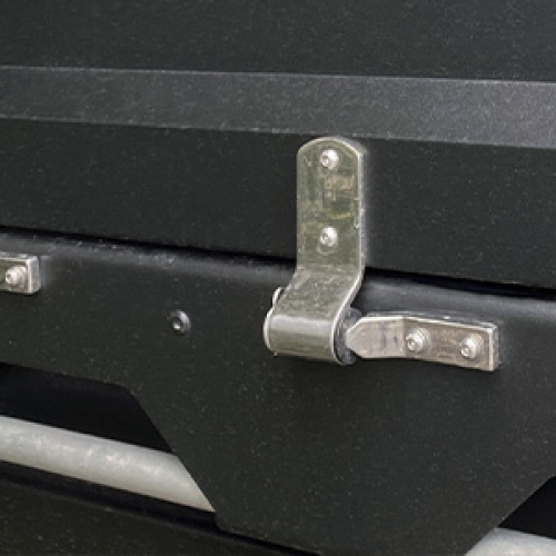 Selecting the Right Hinge: A Comprehensive Guide